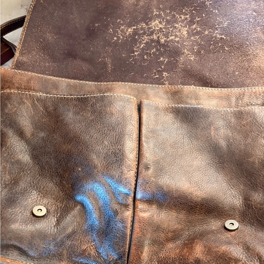 Patricia Nash Distressed Brown Leather Messenger Bag